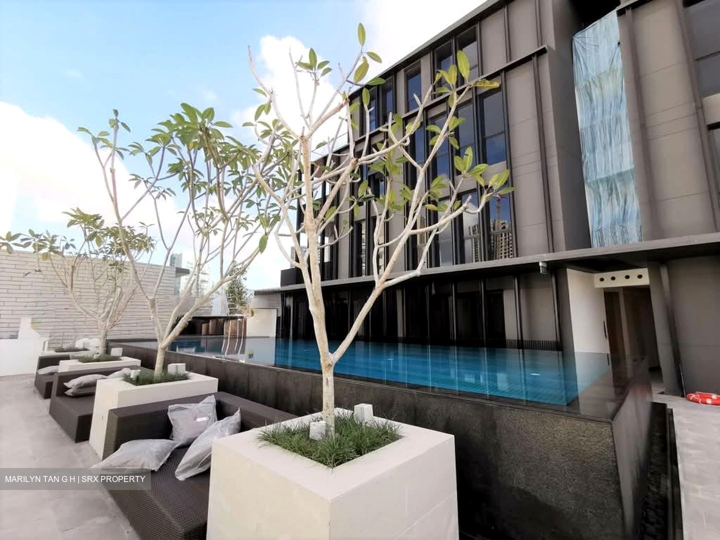 1953 (D8), Condominium #592827841